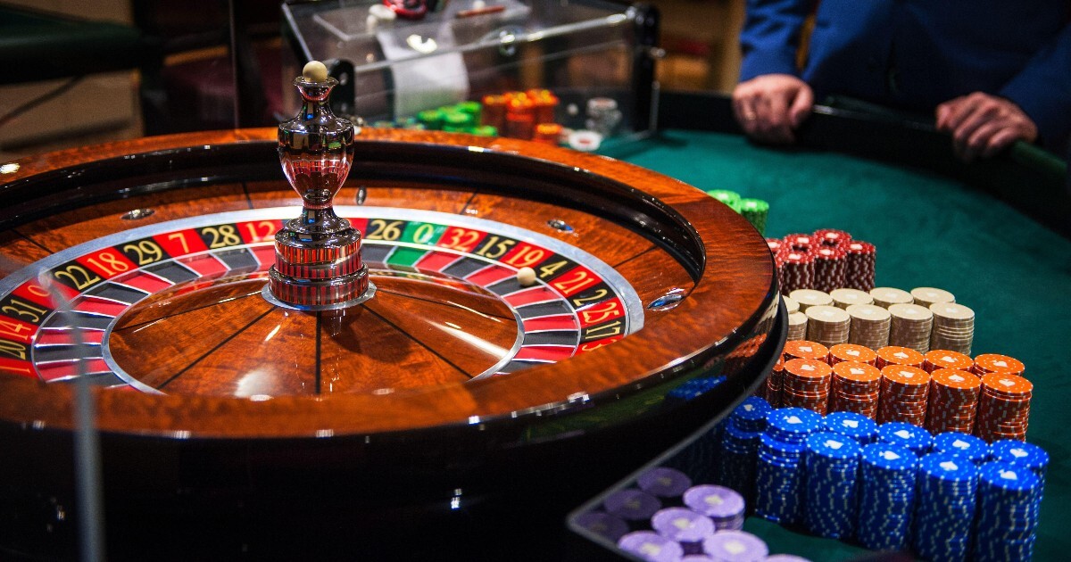 Roulette và những cách chơi giành chiến thắng cực hay từ cao thủ 5 Luật chơi Roulette có những gì? Liệu có khó áp dụng và khó nhớ hay không?